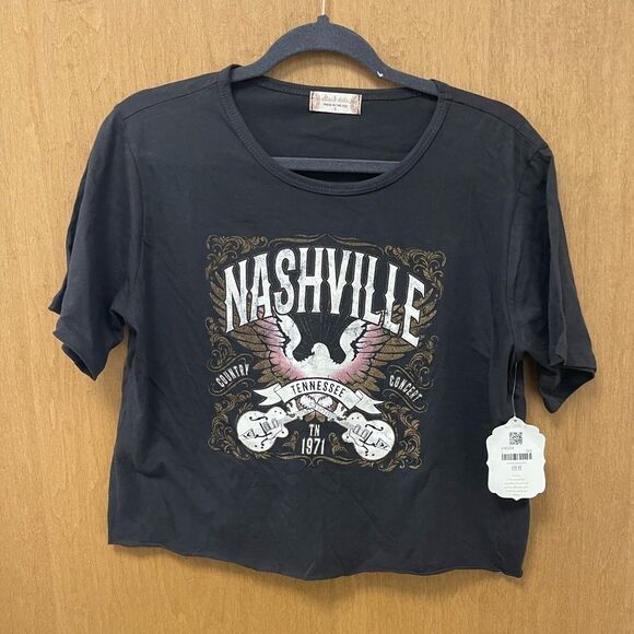 NWT Women’s Altar'd State Nashville Crop Graphic Tee T-Shirt Top Size Small - Picture 1 of 6